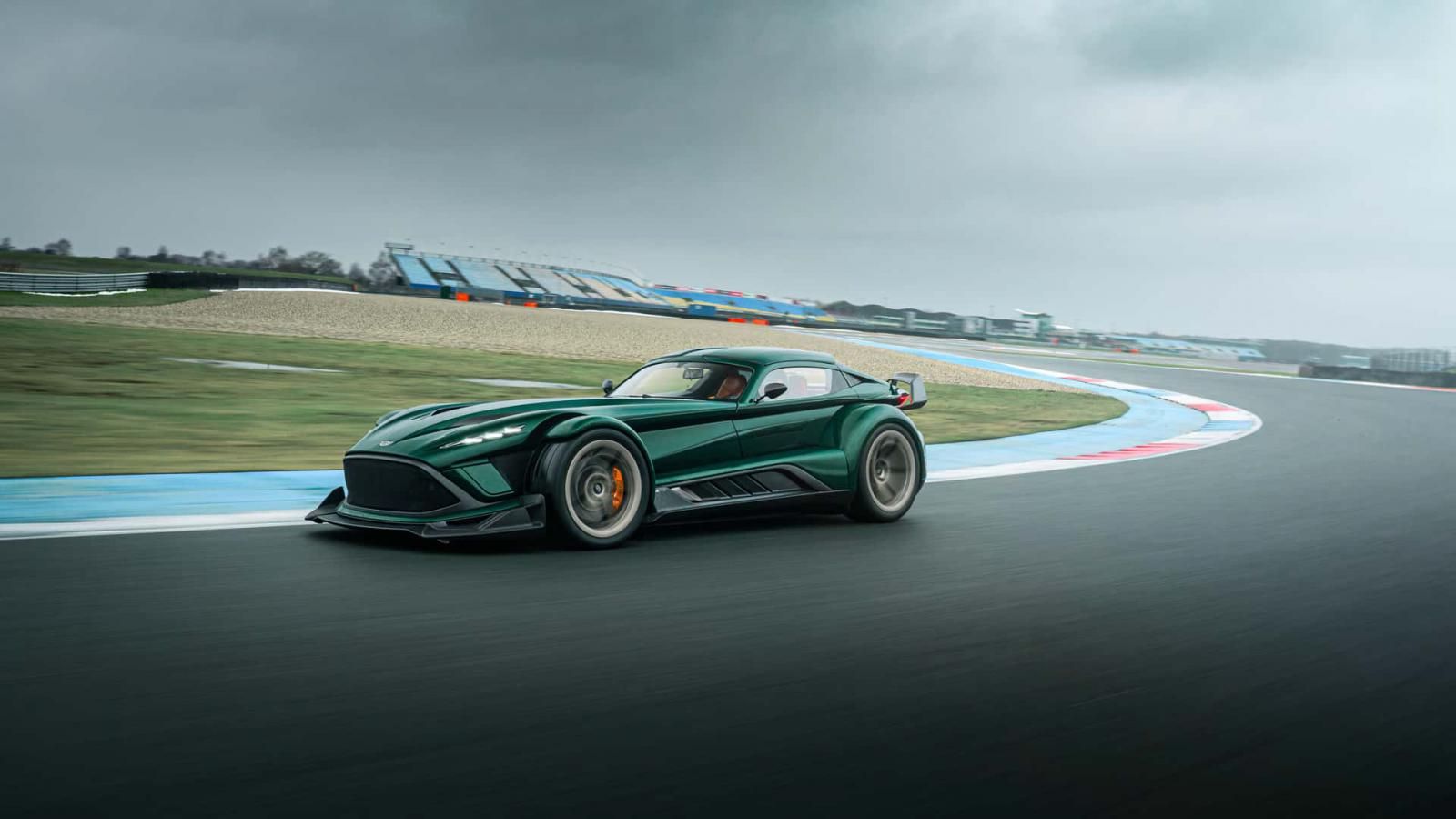 Το νέο Donkervoort P24 RS άφησε την Audi και ήρθε με μοτέρ της Ford